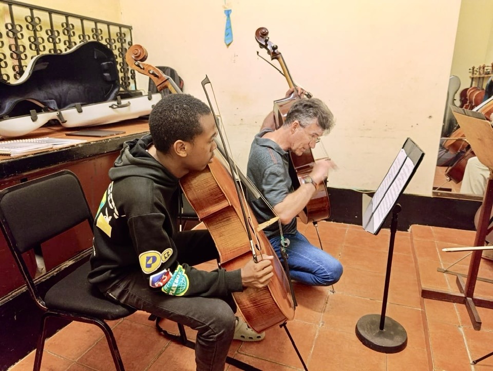Masterclass de violoncelo com Peter Martens